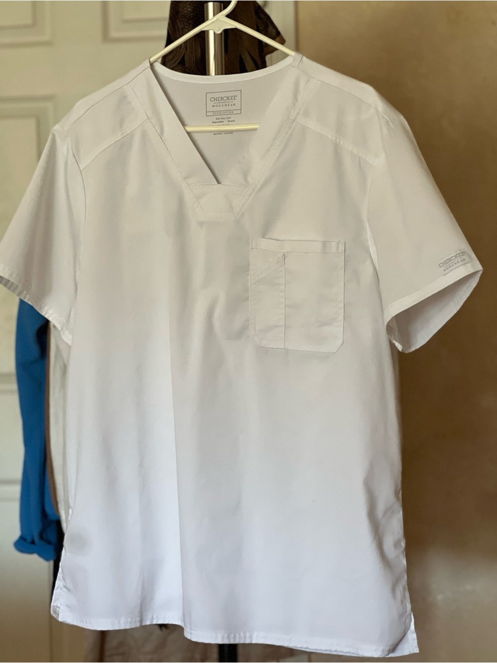 Cherokee White V-Neck Short Sleeve Medical Top